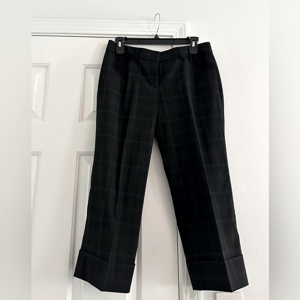 Tahari cropped pants